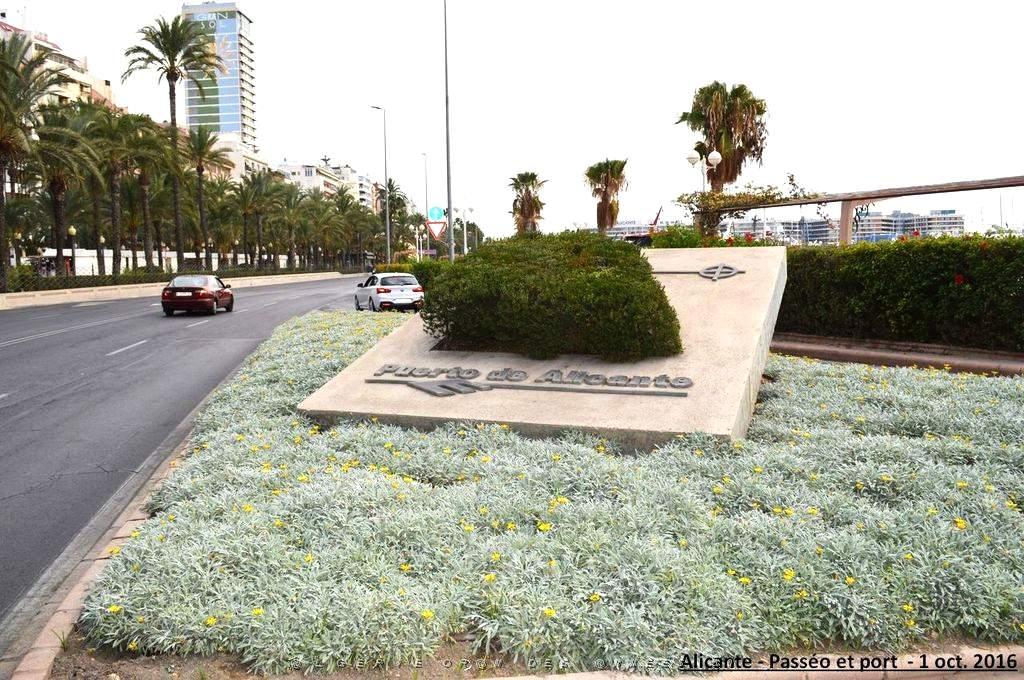 Alicante- Passeo et port 078.JPG